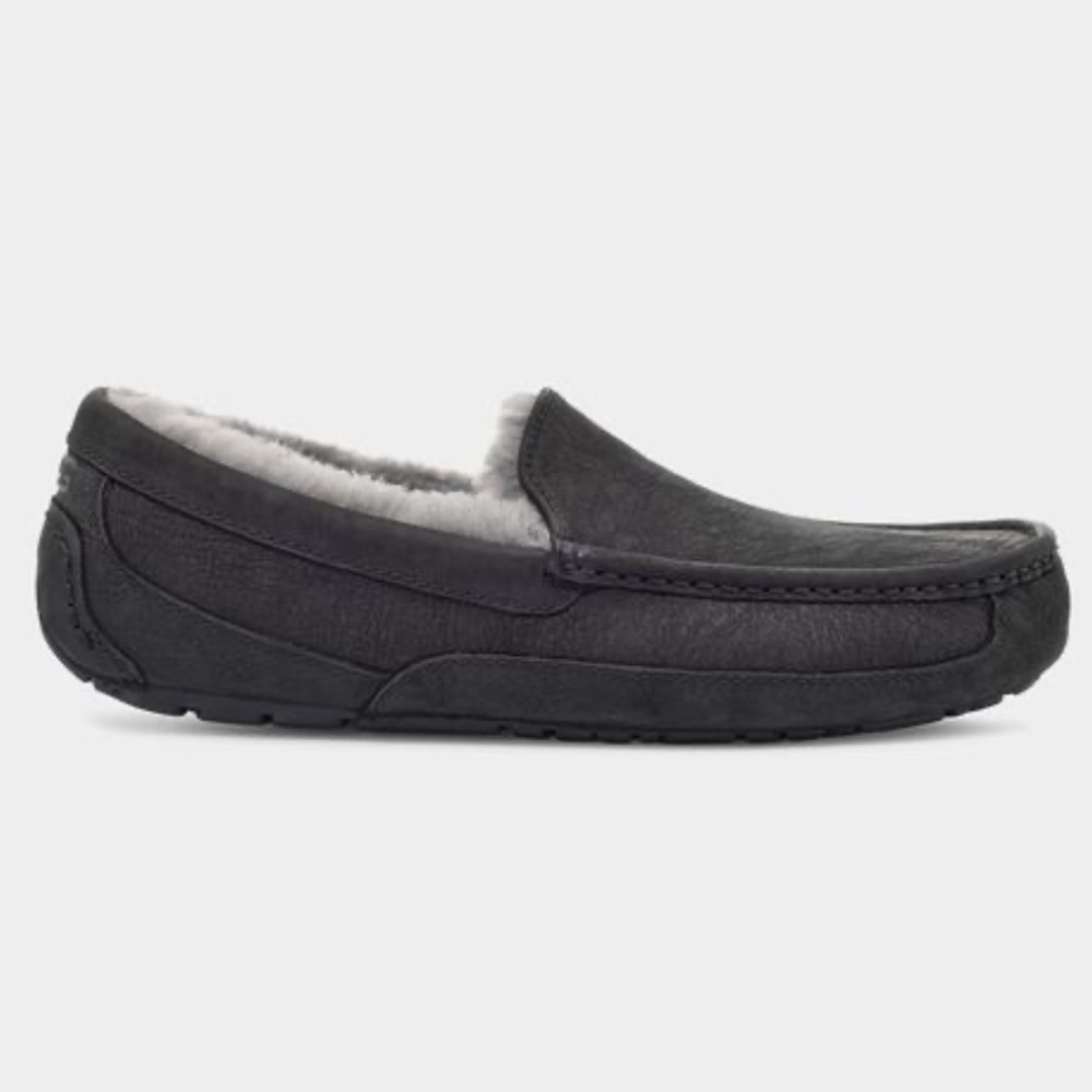 Ugg Men’s Ascot Matte Leather